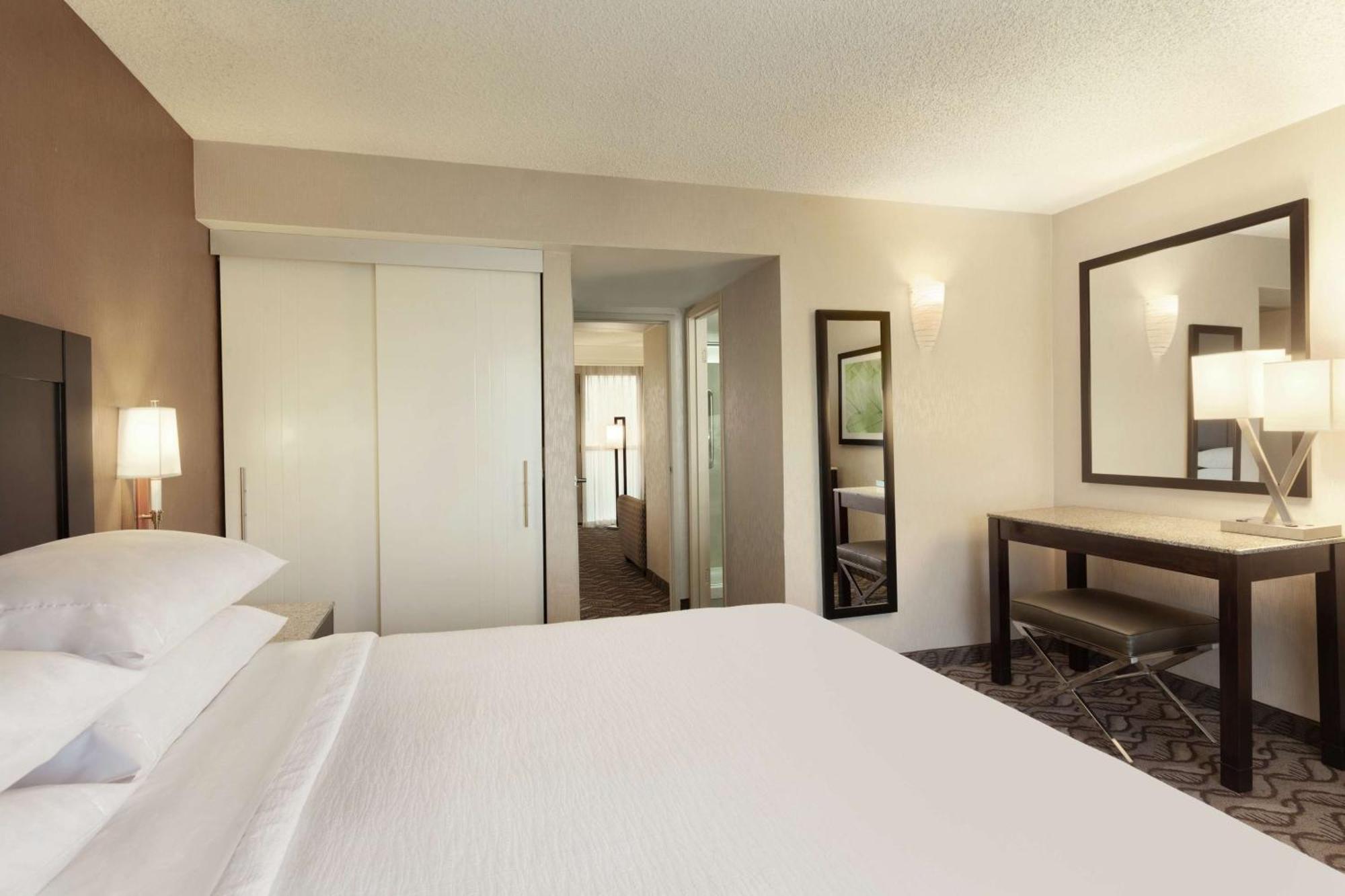 Embassy Suites By Hilton Arcadia-Pasadena Area Zewnętrze zdjęcie