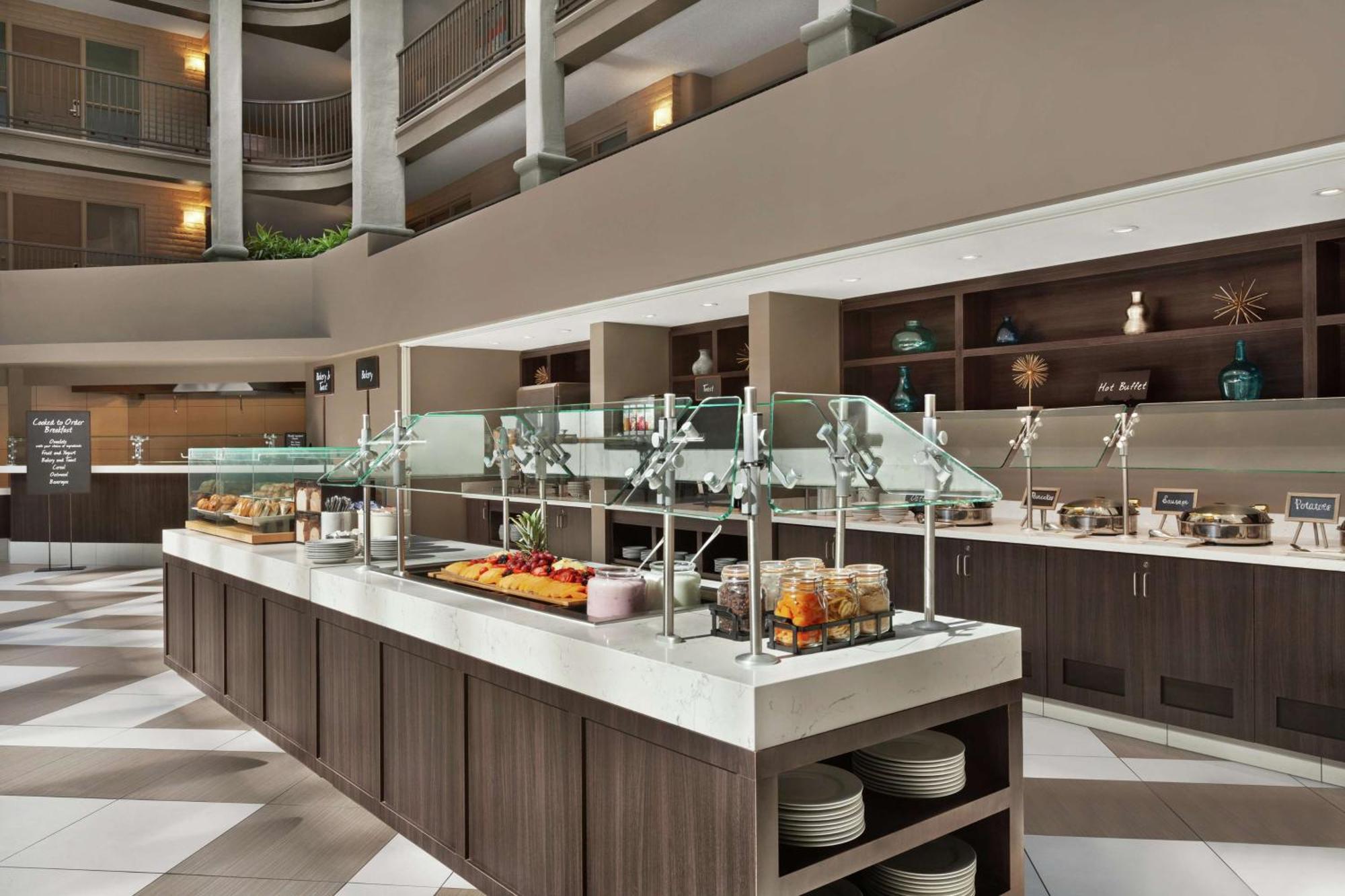 Embassy Suites By Hilton Arcadia-Pasadena Area Zewnętrze zdjęcie