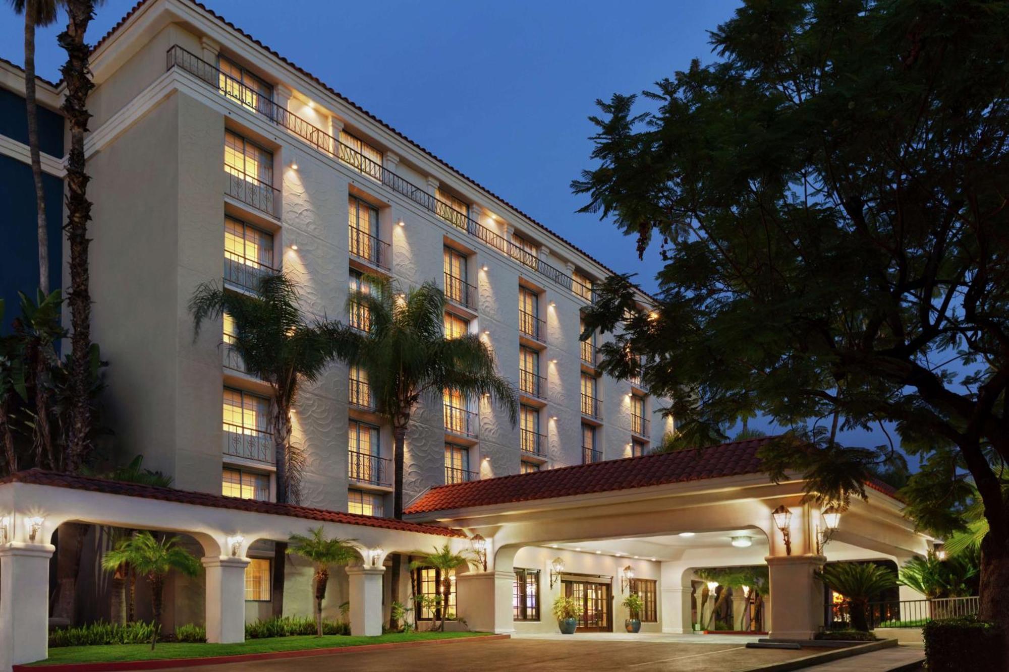 Embassy Suites By Hilton Arcadia-Pasadena Area Zewnętrze zdjęcie