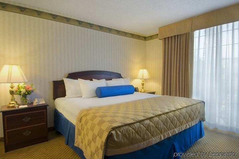 Embassy Suites By Hilton Arcadia-Pasadena Area Pokój zdjęcie